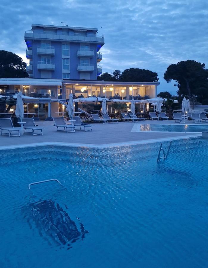 Fantinello Hotel Caorle Zewnętrze zdjęcie