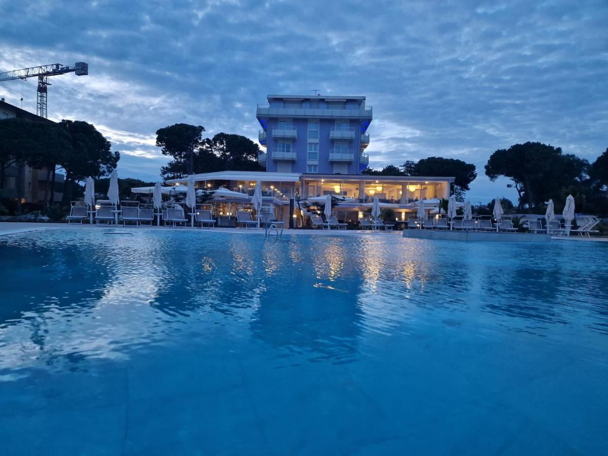 Fantinello Hotel Caorle Zewnętrze zdjęcie
