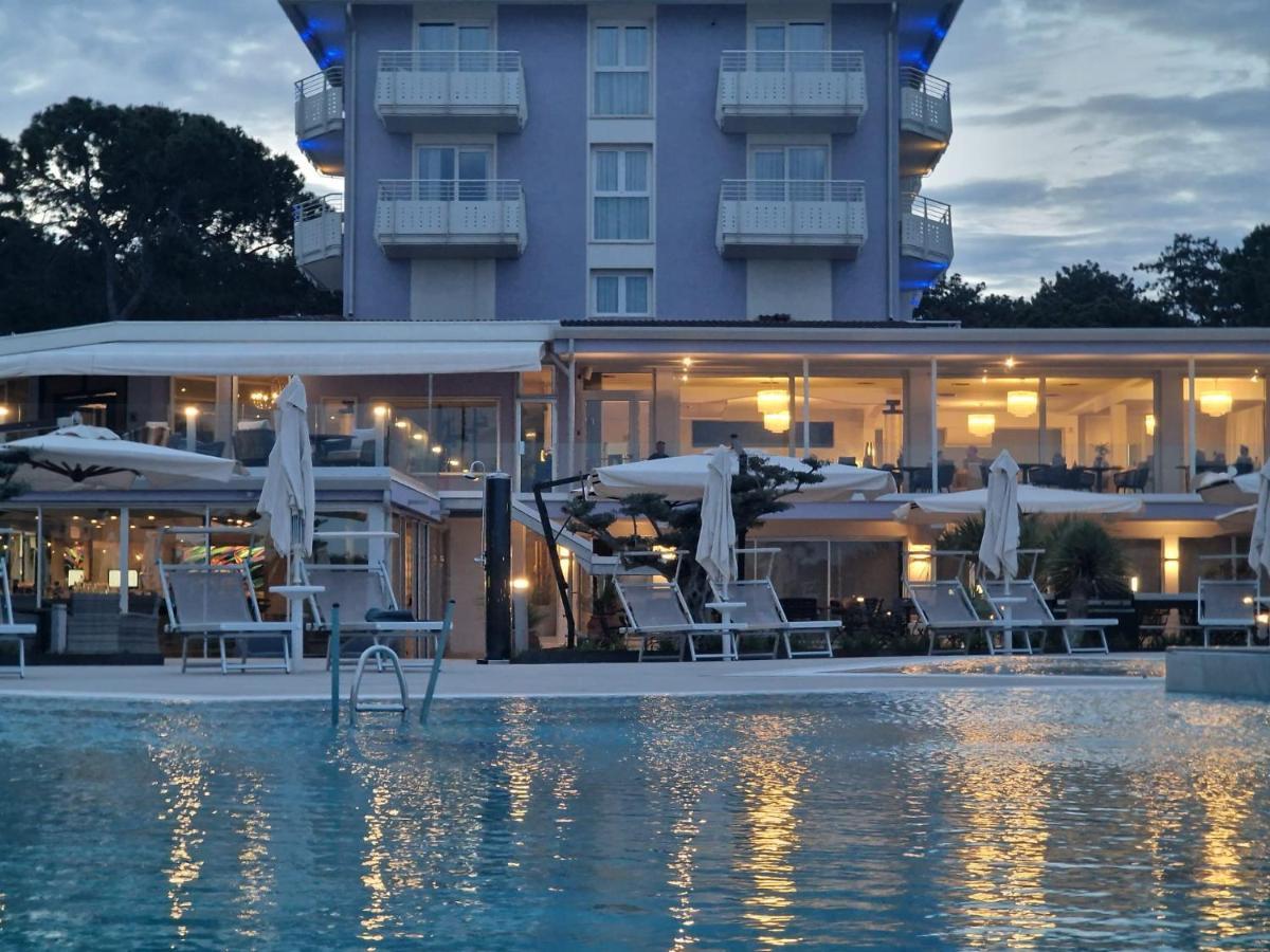 Fantinello Hotel Caorle Zewnętrze zdjęcie