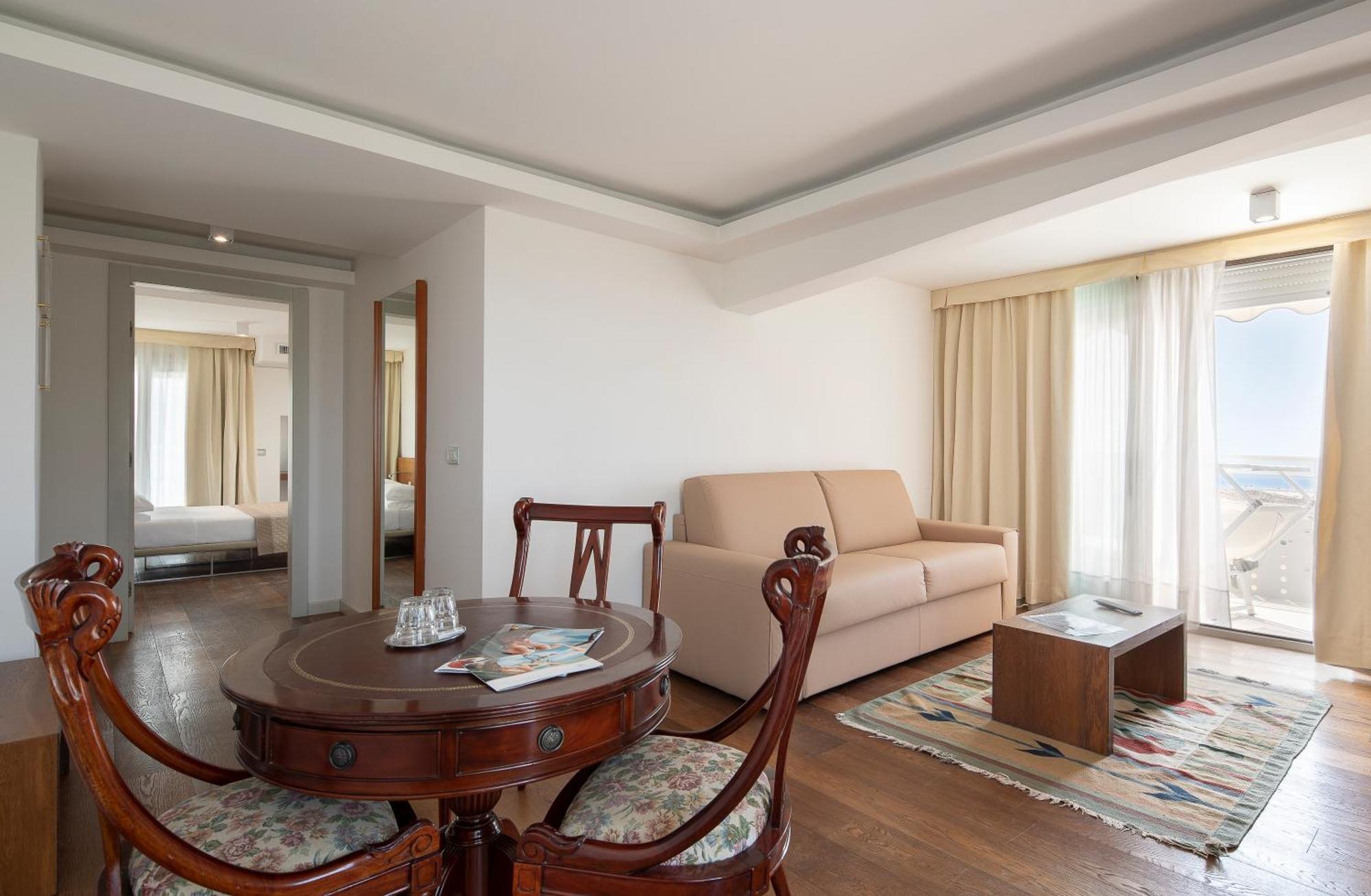 Fantinello Hotel Caorle Zewnętrze zdjęcie