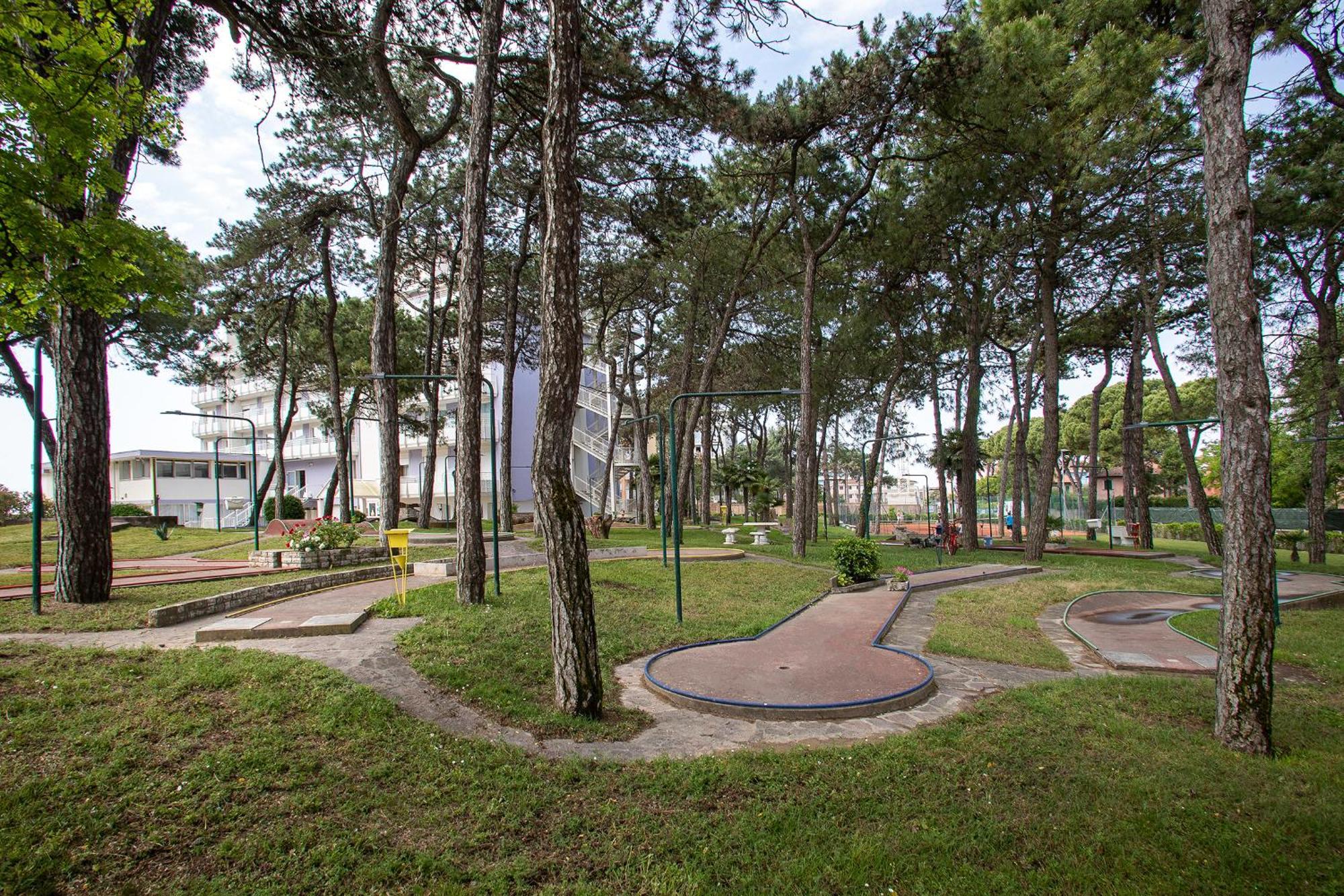 Fantinello Hotel Caorle Zewnętrze zdjęcie