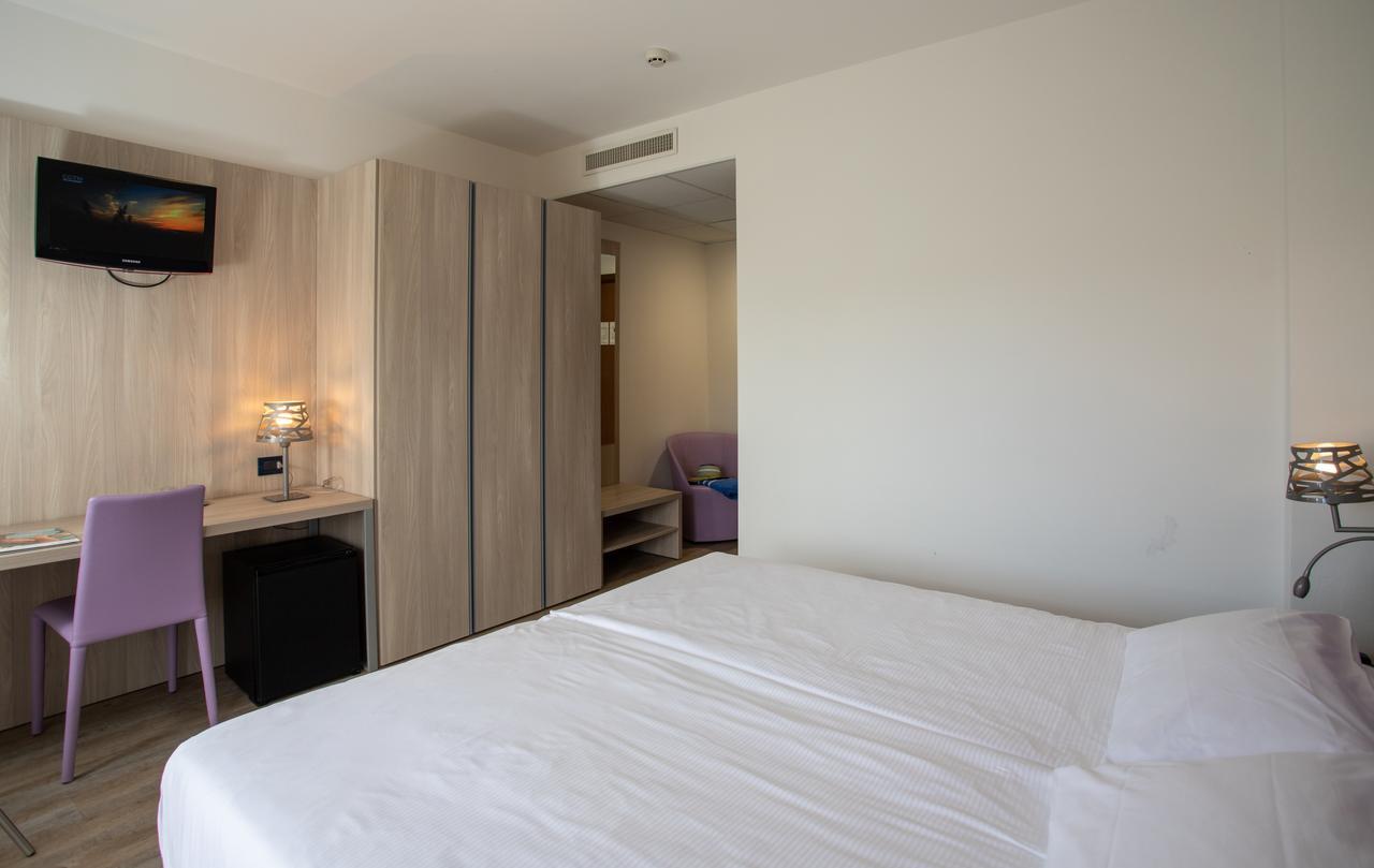 Fantinello Hotel Caorle Zewnętrze zdjęcie
