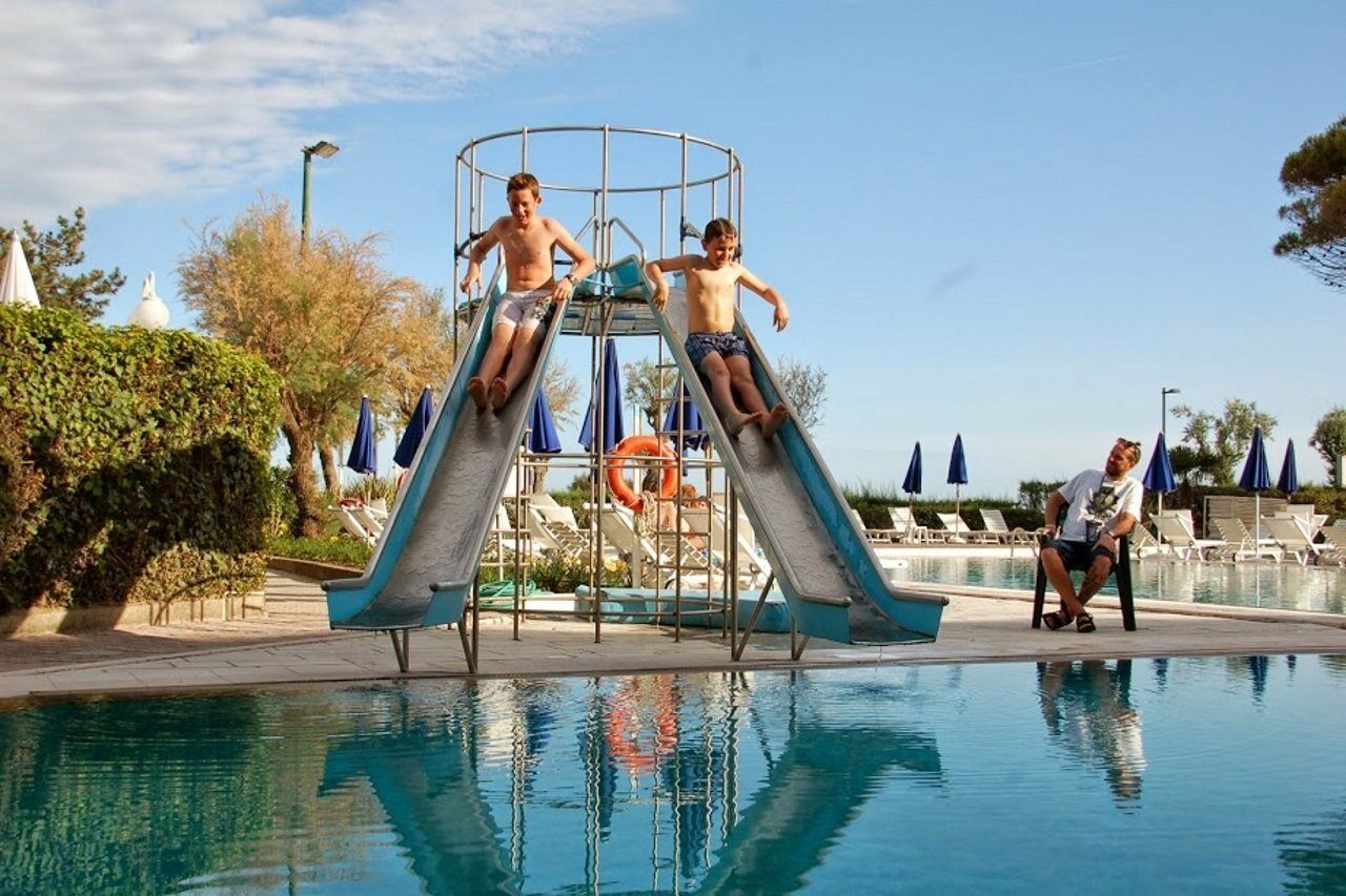 Fantinello Hotel Caorle Zewnętrze zdjęcie